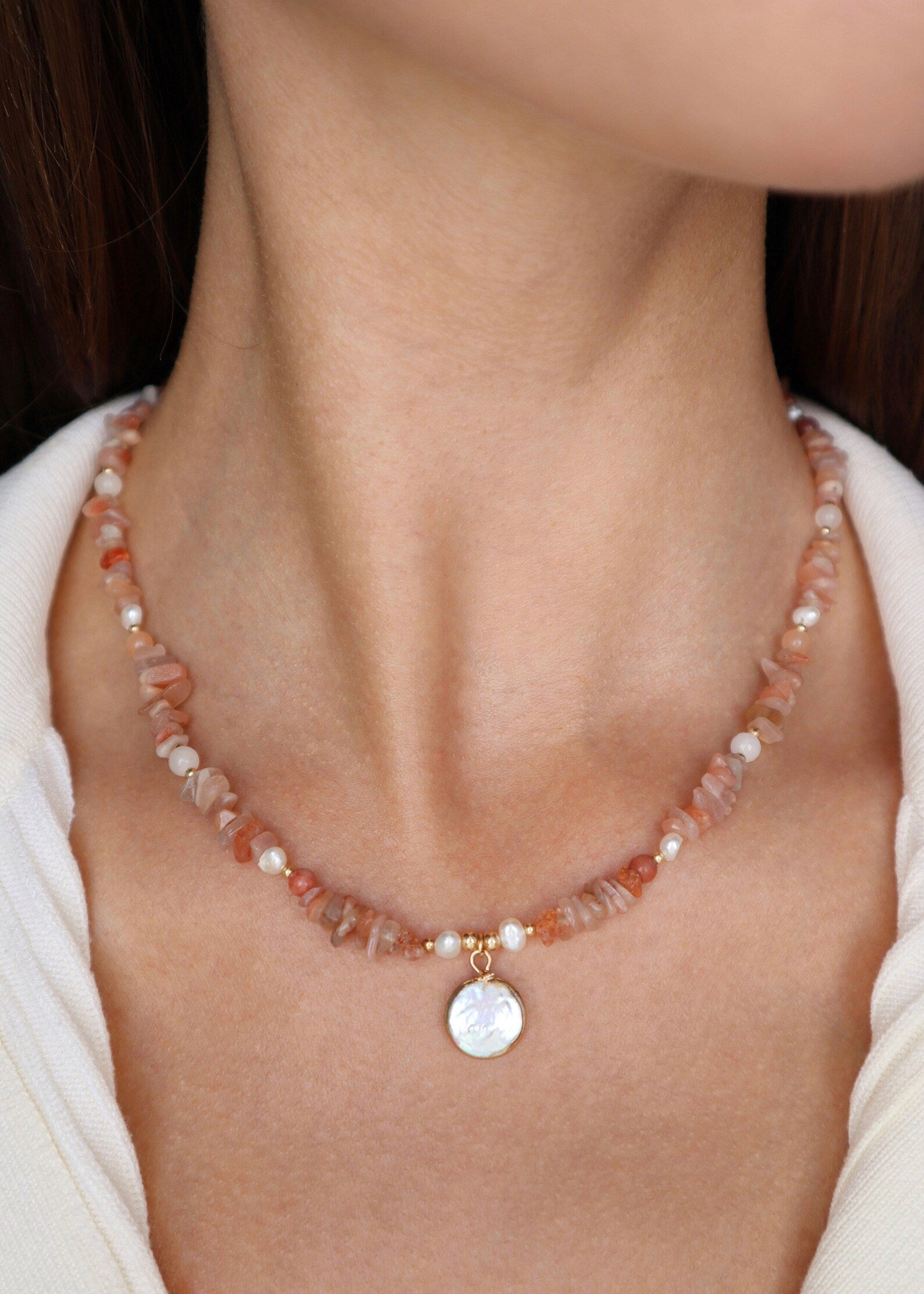 Red Aventurine Necklace | Freshwater Pearls | Mother of Pearl Pendant | 14K gold-filled - Nalika Jewelry