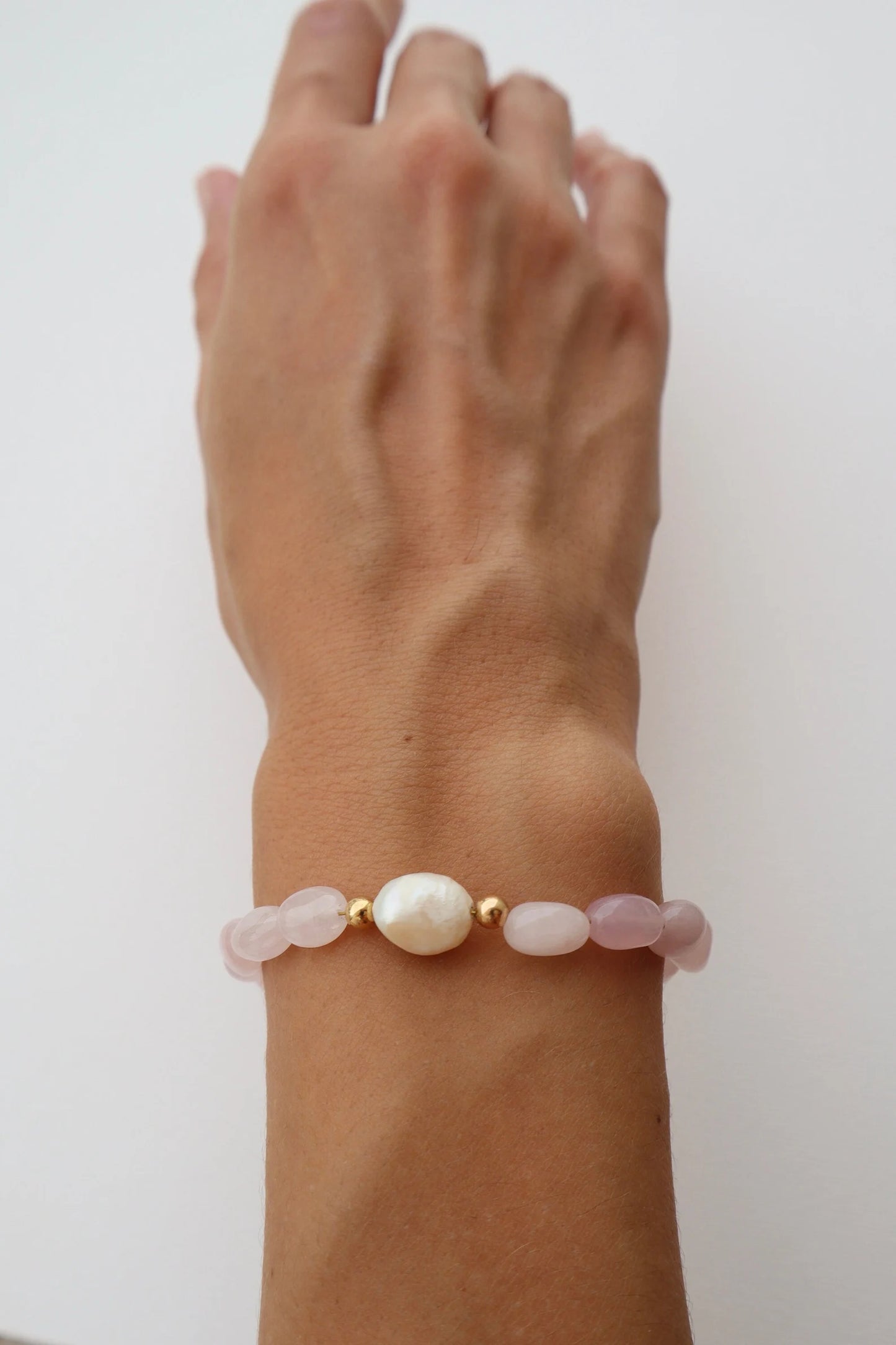 Rose Quartz Bracelet | 14k gold-filled | Freshwater Pearl - Nalika Jewelry